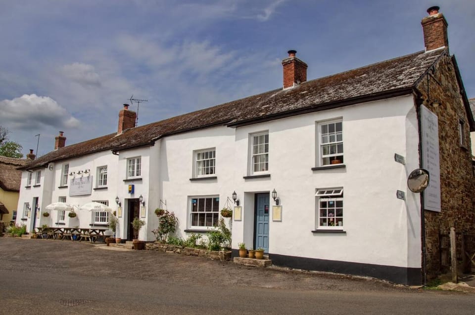 Rams Head Inn Inn in North Devon District