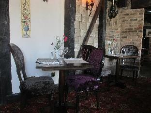 Red Lion Epworth Inn in West Lindsey District