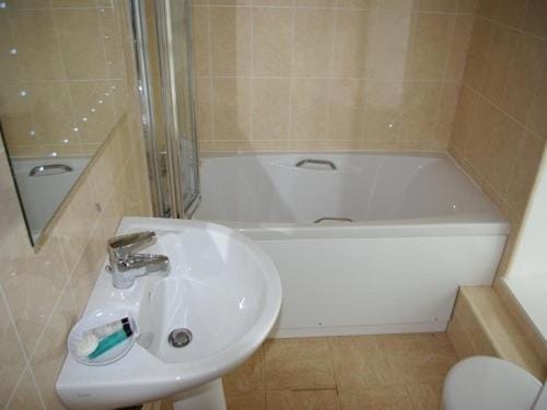 Porth Lodge Hotel Lodge in Newquay