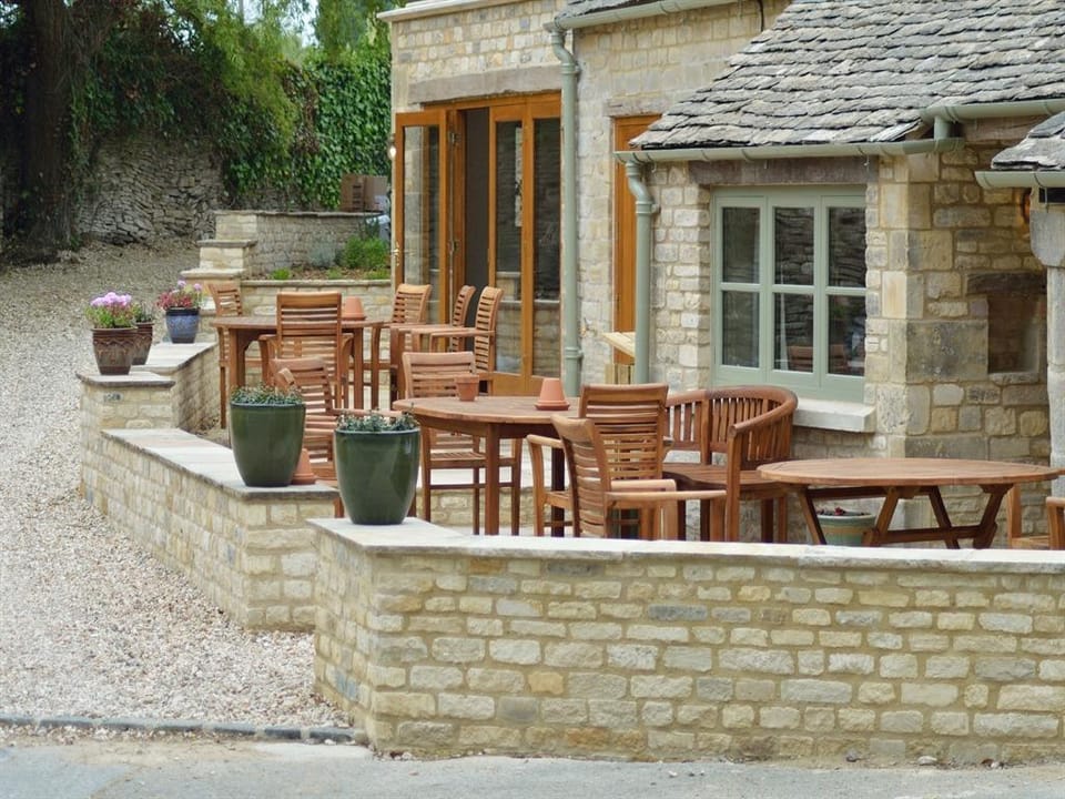 The Plough Inn Inn in Cotswold District