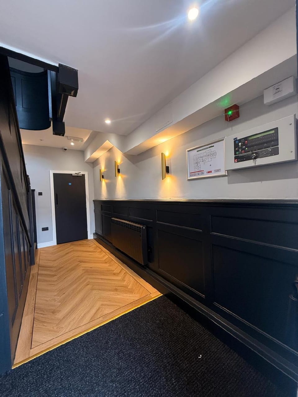Pear Tree Inn Inn in Welwyn Garden City