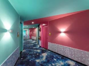 Night Encounter Theme Hotel (Kunshan Renmin Road Store) Hotel in Shanghai