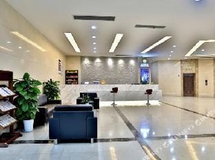 Shengguan Hotel (Hangzhou Xiaoshan International Airport Xinzhen Road Subway Station Store) Hotel in Hangzhou