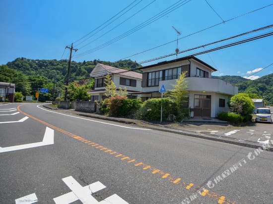 GLOCE  Mobility Guest House MIYAGASE Hotel in Kanagawa Prefecture