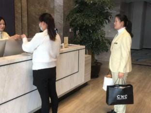 Deshang boutique Life Hotel (Shanghai Lingang New Town store) Hotel in Shanghai
