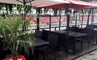 Logis Hotel Du Parc Hotel in Jura