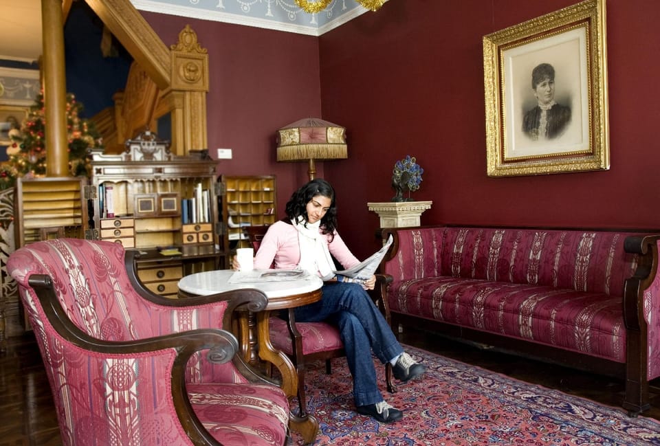 Chateau Tivoli Bed and Breakfast Hotel in Western Addition