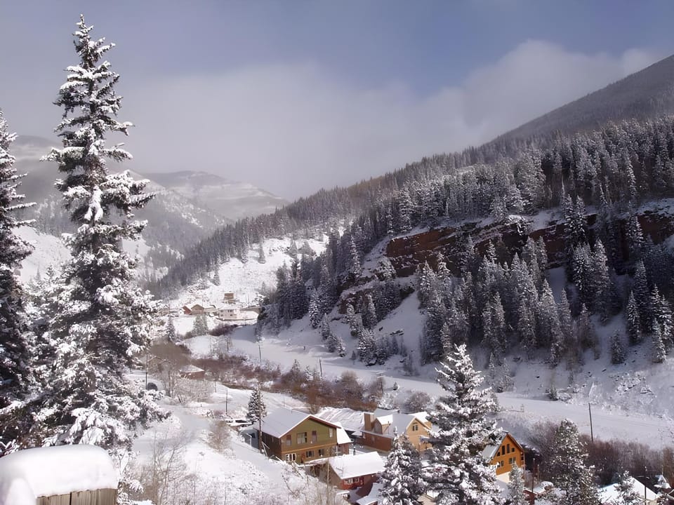 The Green Bridge Inn Hotel in Eagle County