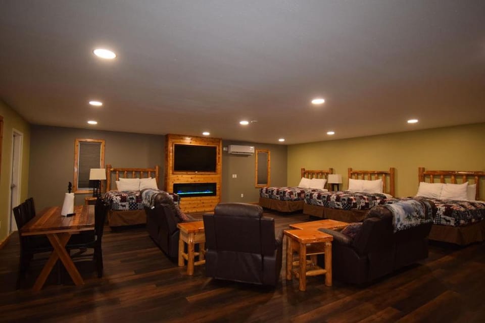 Nisqually Lodge Lodge in Ashford