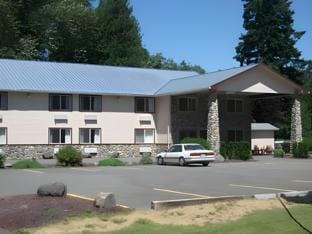 Crest Trail Lodge Hotel in Washington