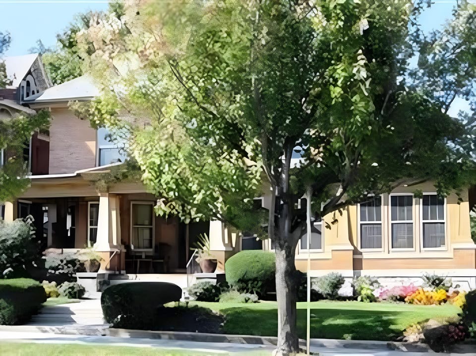 Walton Manor Inn Bed & Breakfast Inn in Palmyra