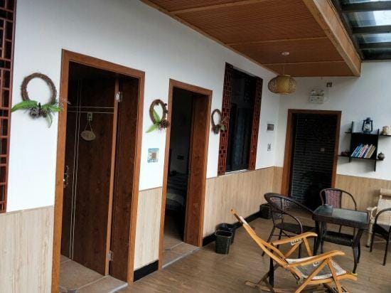 Anjiyingjun Hotel in Hangzhou