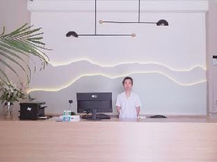 Roco Hotel (Zhuji High Speed Railway Station) Hotel in Hangzhou