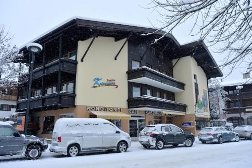 Cafe-Pension Kaisermann Hotel in Ellmau