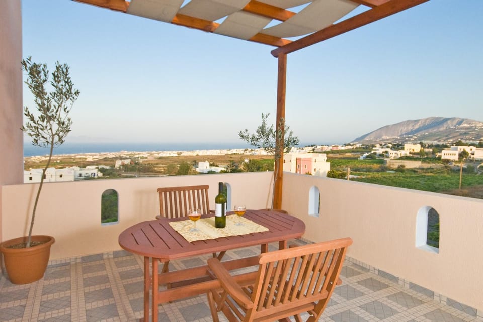Anessis Hotel in Thera