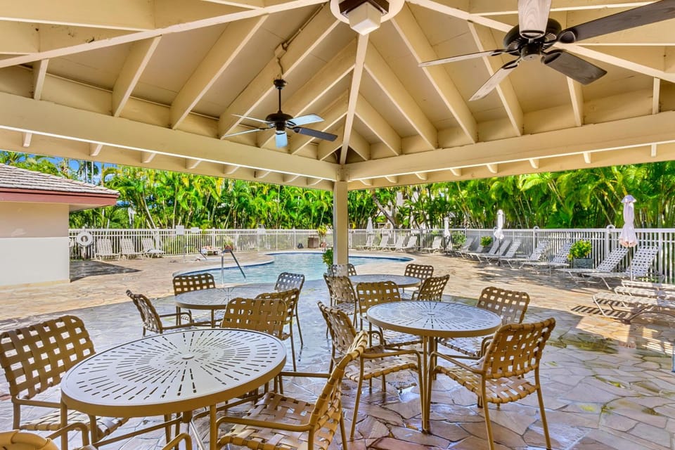 Castle Maui Banya Hotel in Wailea