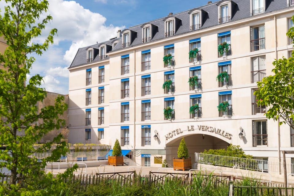 Hotel Le Versailles Hotel in Versailles