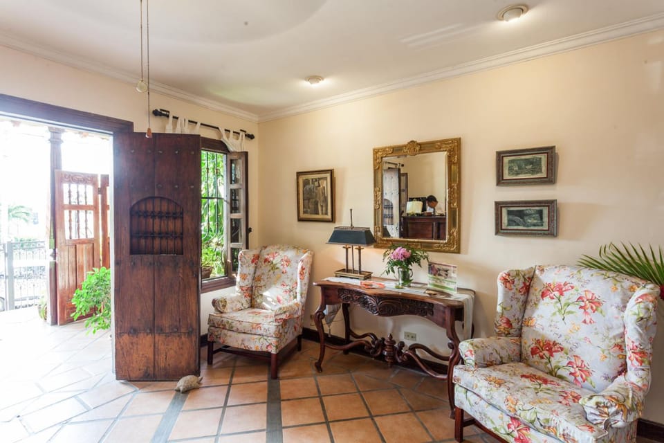 Los Robles Charming Colonial Boutique Hotel Hotel in Managua