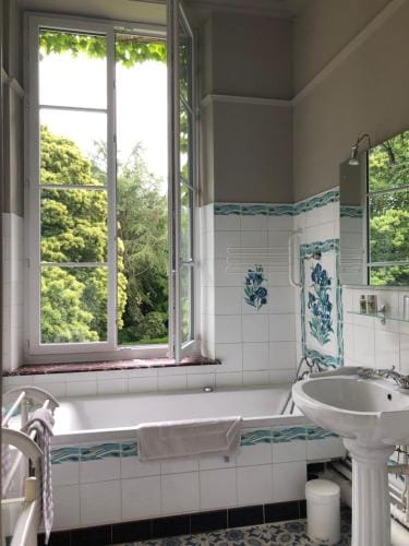 Chateau d'en haut Hotel in Hauts-de-France