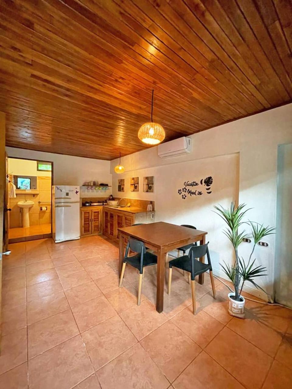 Point Break Santa Teresa Hotel in Santa Teresa Beach
