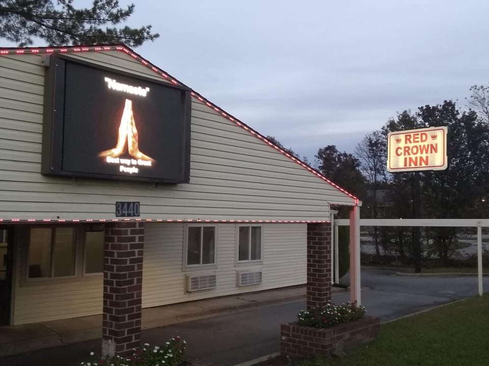 Red Crown Inn Motel in Prince Georges County