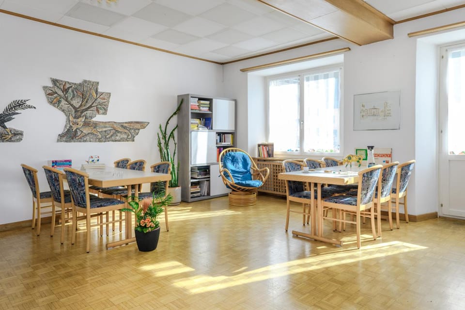 Hotel Suisse, Swiss Alpine Charm Hotel in Province of Brescia