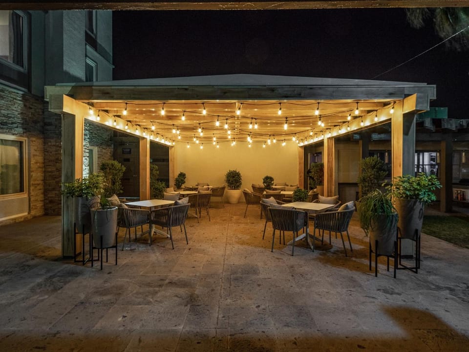 Hotel Mesaluna Near American Consulate Hotel in Ciudad Juarez