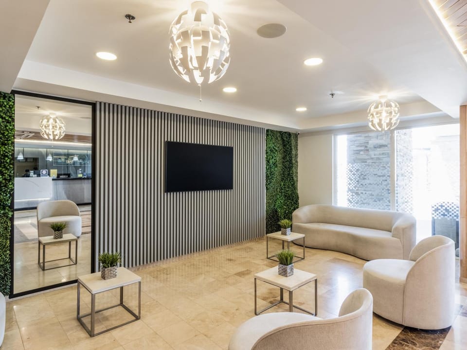 Hotel Mesaluna Near American Consulate Hotel in Ciudad Juarez