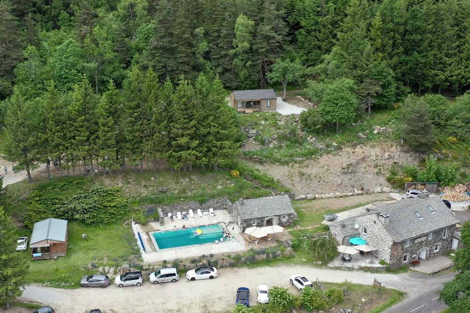 Espace Nature de Sabatoux Hotel in Auvergne-Rhône-Alpes