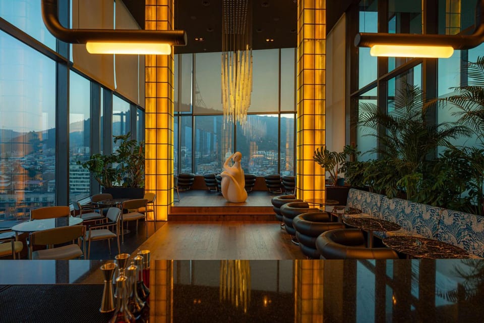 Bar/lounge