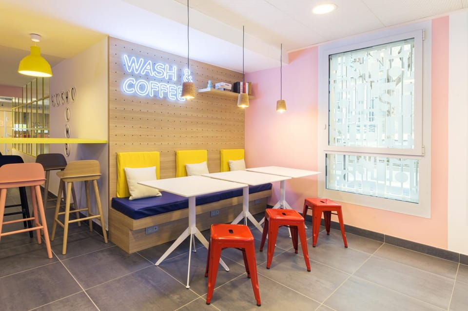 Bar/lounge