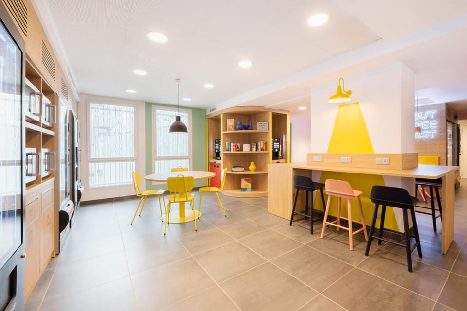 Bar/lounge