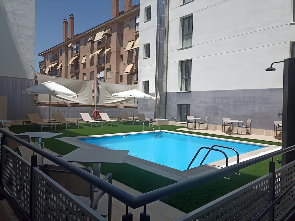Pedro I De Aragon Hotel Hotel in Huesca