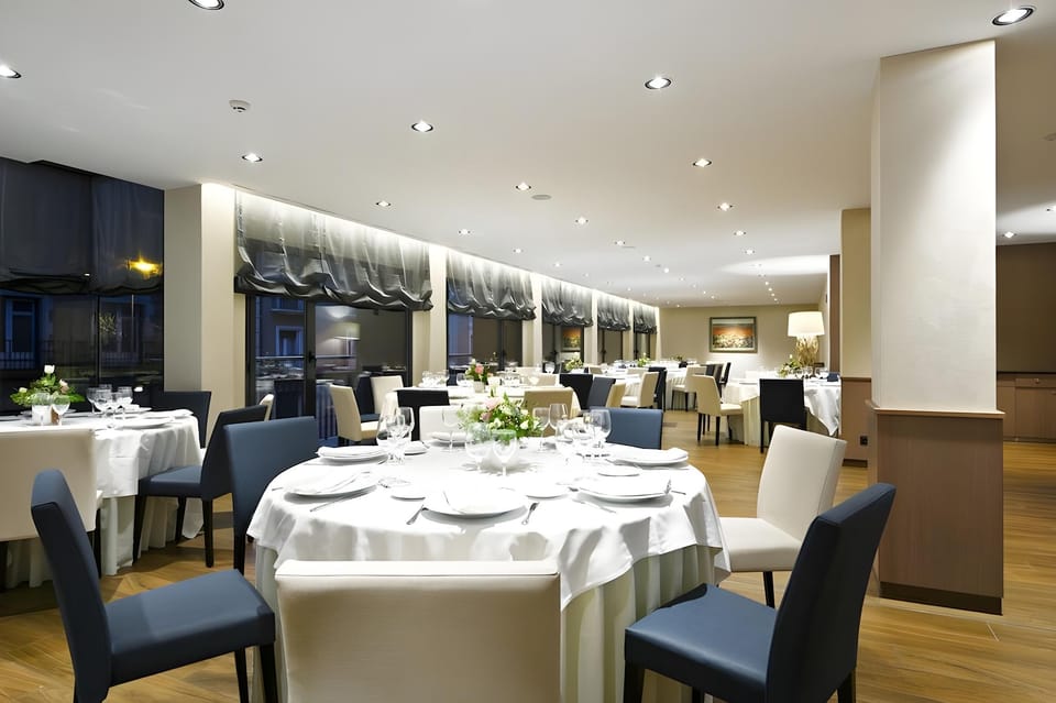 Pedro I De Aragon Hotel Hotel in Huesca