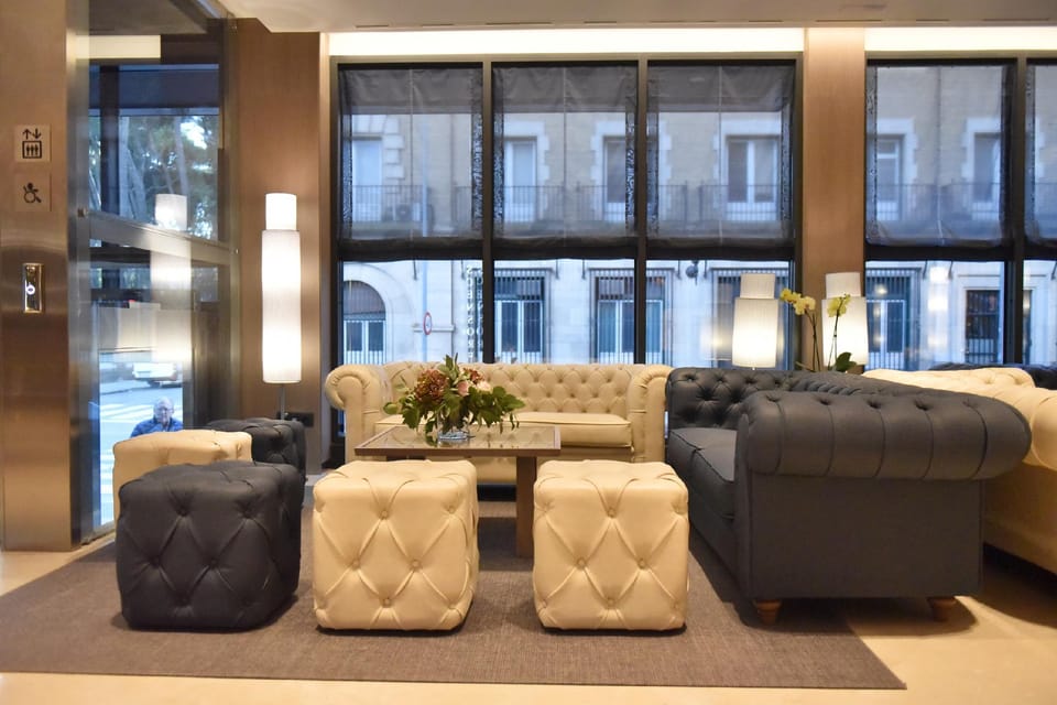 Pedro I De Aragon Hotel Hotel in Huesca
