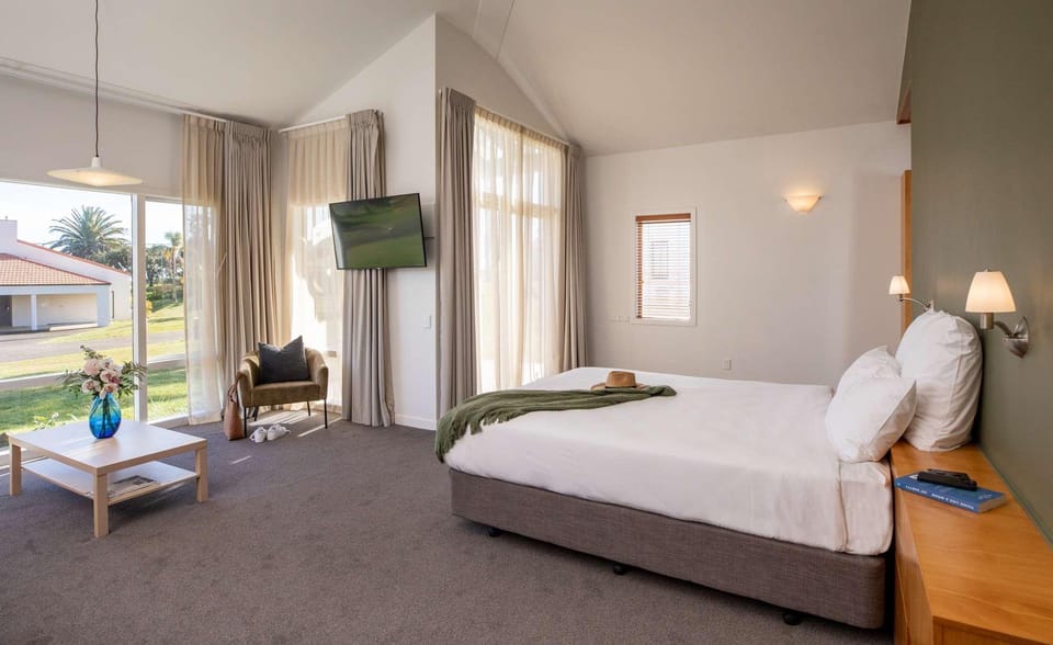 Suite room