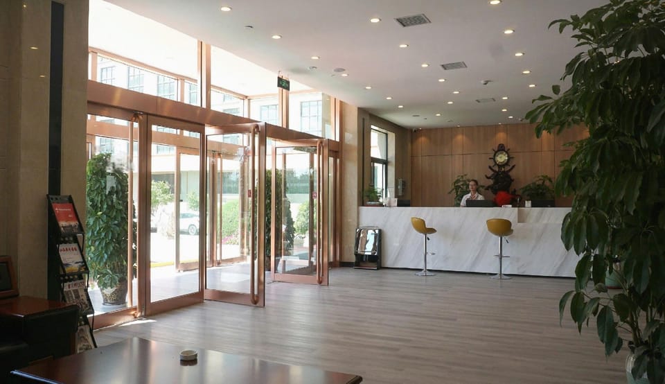 Green Tree Inn Taiyuan Government Affairs Service Center Airport South Station Hotel in China