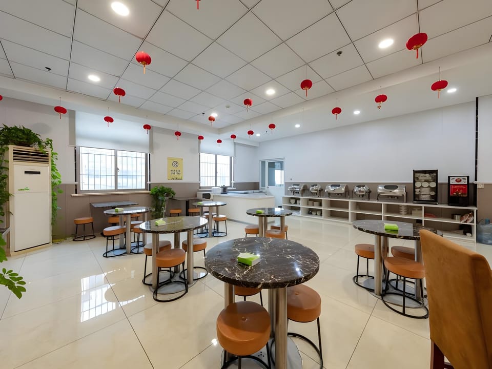 Shell Hotel Changshu Zhitang Food Mall Hotel in Shanghai