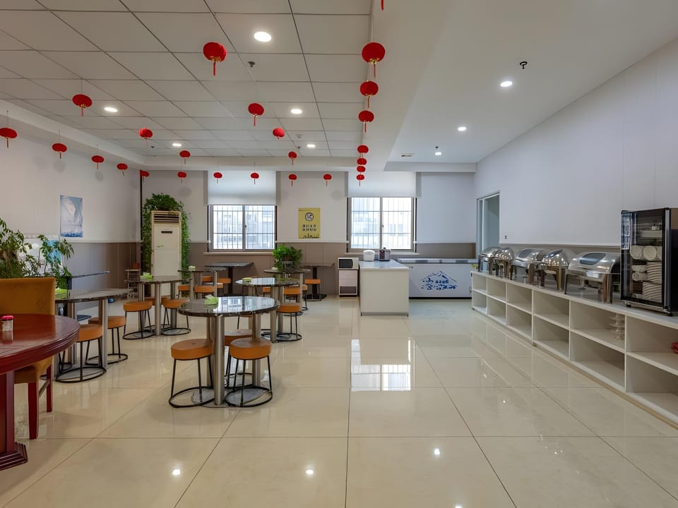 Shell Hotel Changshu Zhitang Food Mall Hotel in Shanghai