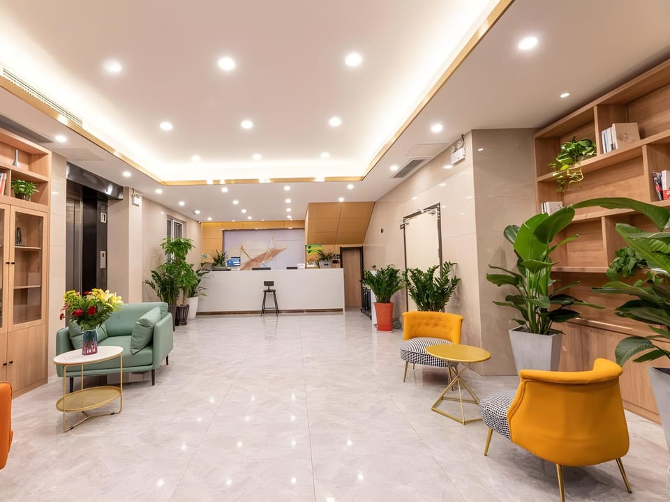 Green Tree Inn Express Suzhou Gusu District Pingjiang Road Zhuozheng Garden Hotel in Suzhou