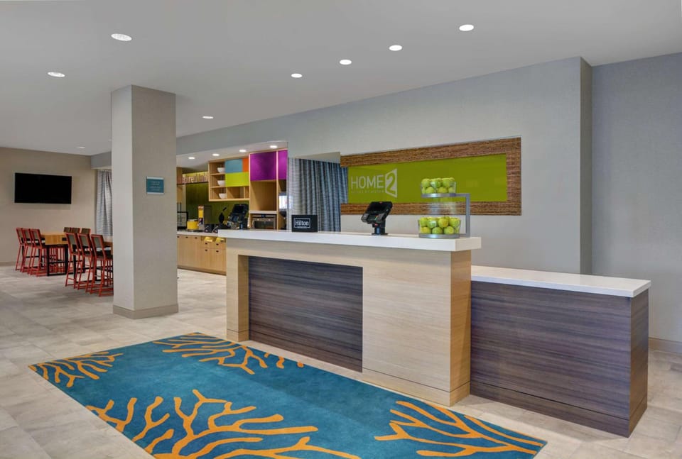 Home2 Suites by Hilton Fort Myers Colonial Blvd Hotel in Fort Myers