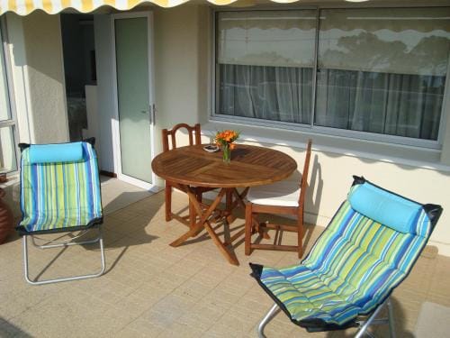 Marie's GARDEN ROOM Self Catering Accommodation Hotel in Camps Bay