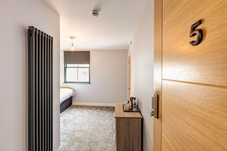 Bondgate Hotel - Smart Self Check-in Accomodation Hotel in South Derbyshire District