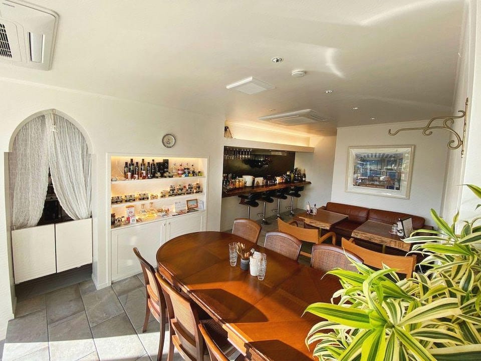 Casablanca Pool House Hotel in Kanagawa Prefecture