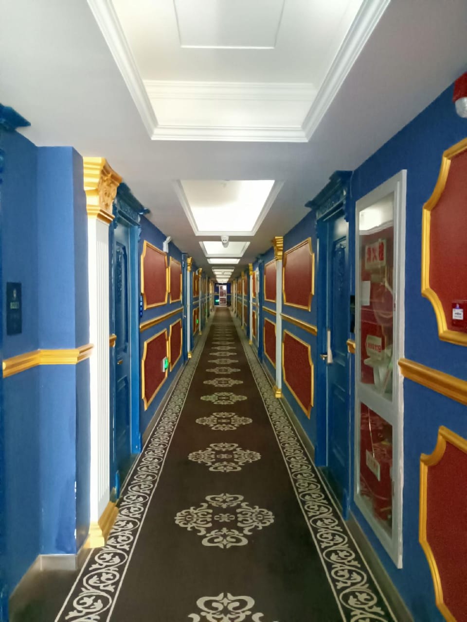 NUTCRACKER FAIRY TALE HOTEL Hotel in Shanghai