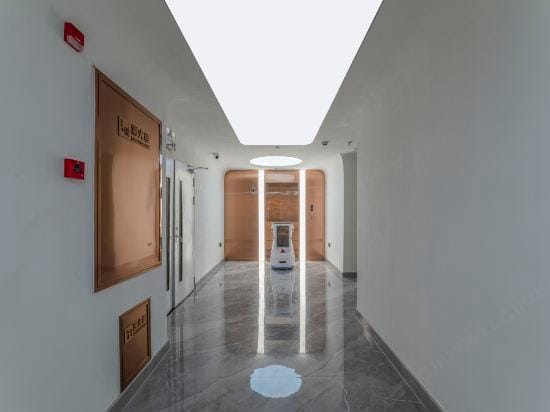 Shanghai Lanshu Wisdom Hotel (Jinshan Bailian Branch) Hotel in Shanghai