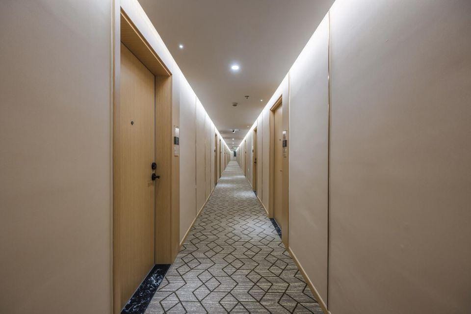 Shanghai Lanshu Wisdom Hotel (Jinshan Bailian Branch) Hotel in Shanghai
