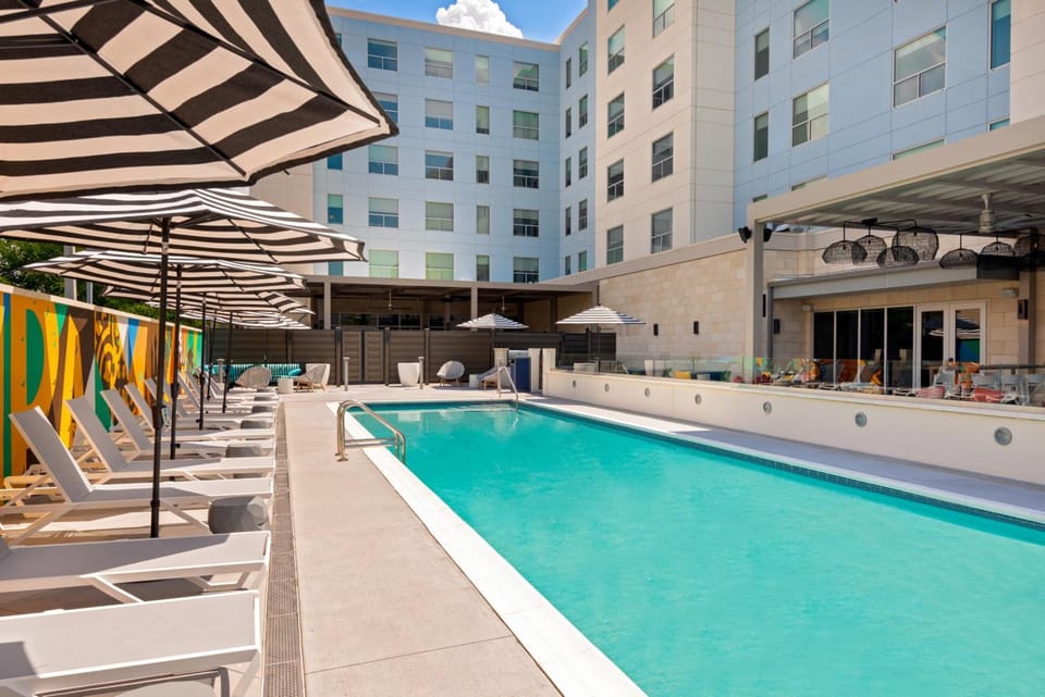 Swimming pool