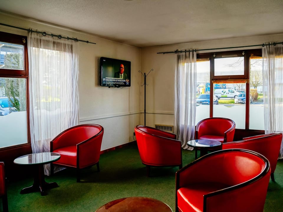 Kyriad Lille Nord Roncq Hotel in Flanders