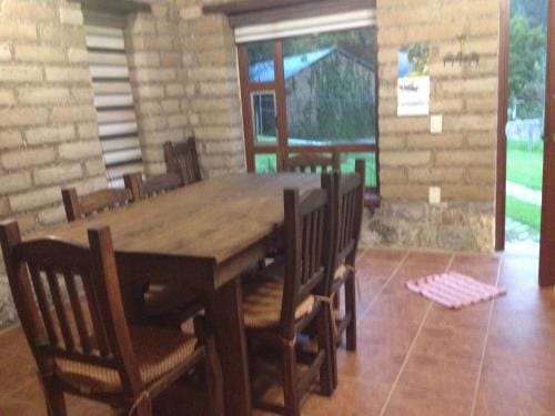 Cabanas Hojarasca Lodge in Hidalgo, Mexico